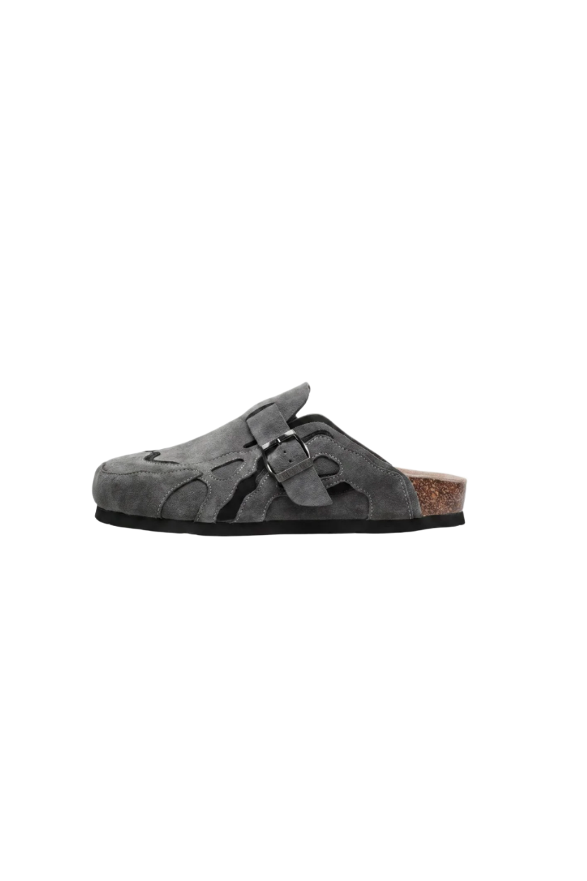 THE WAVEY CLOGS Grails Galore