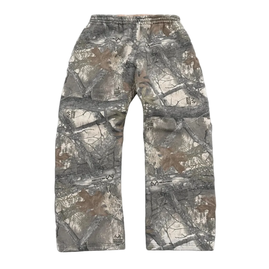 THE CAMO SWEATPANTS Grails Galore