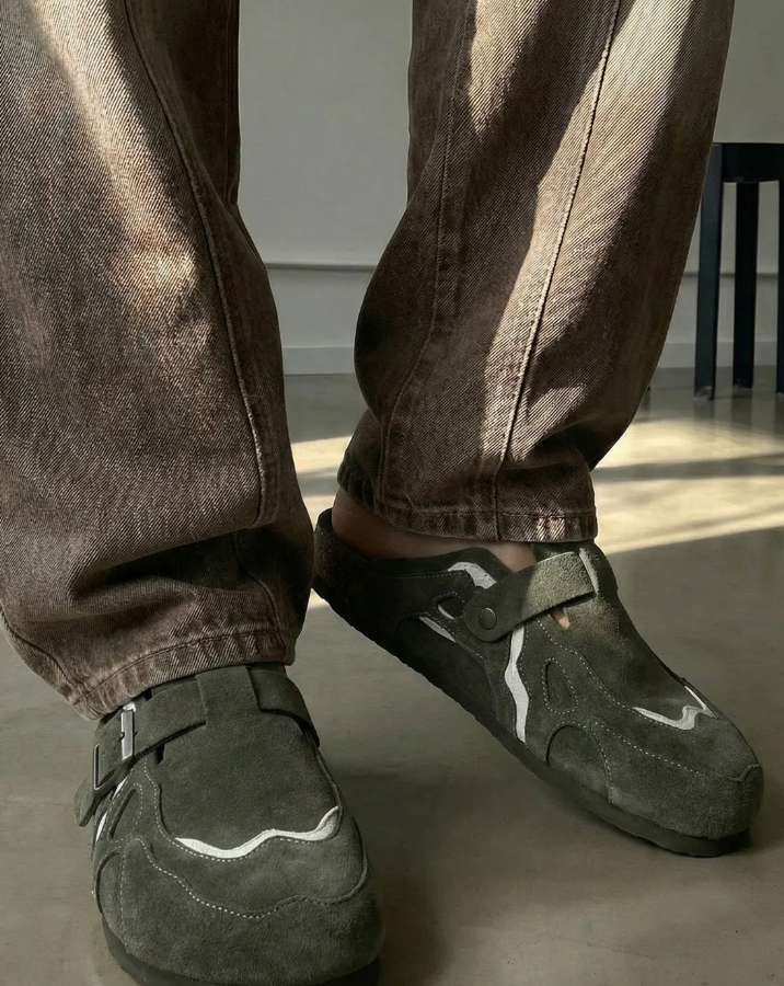 THE WAVEY CLOGS Grails Galore