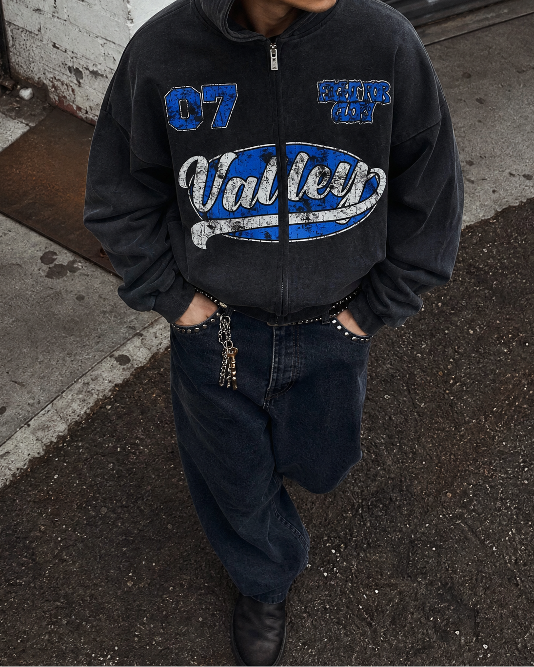 THE VALLEY ZIP-UP Grails Galore